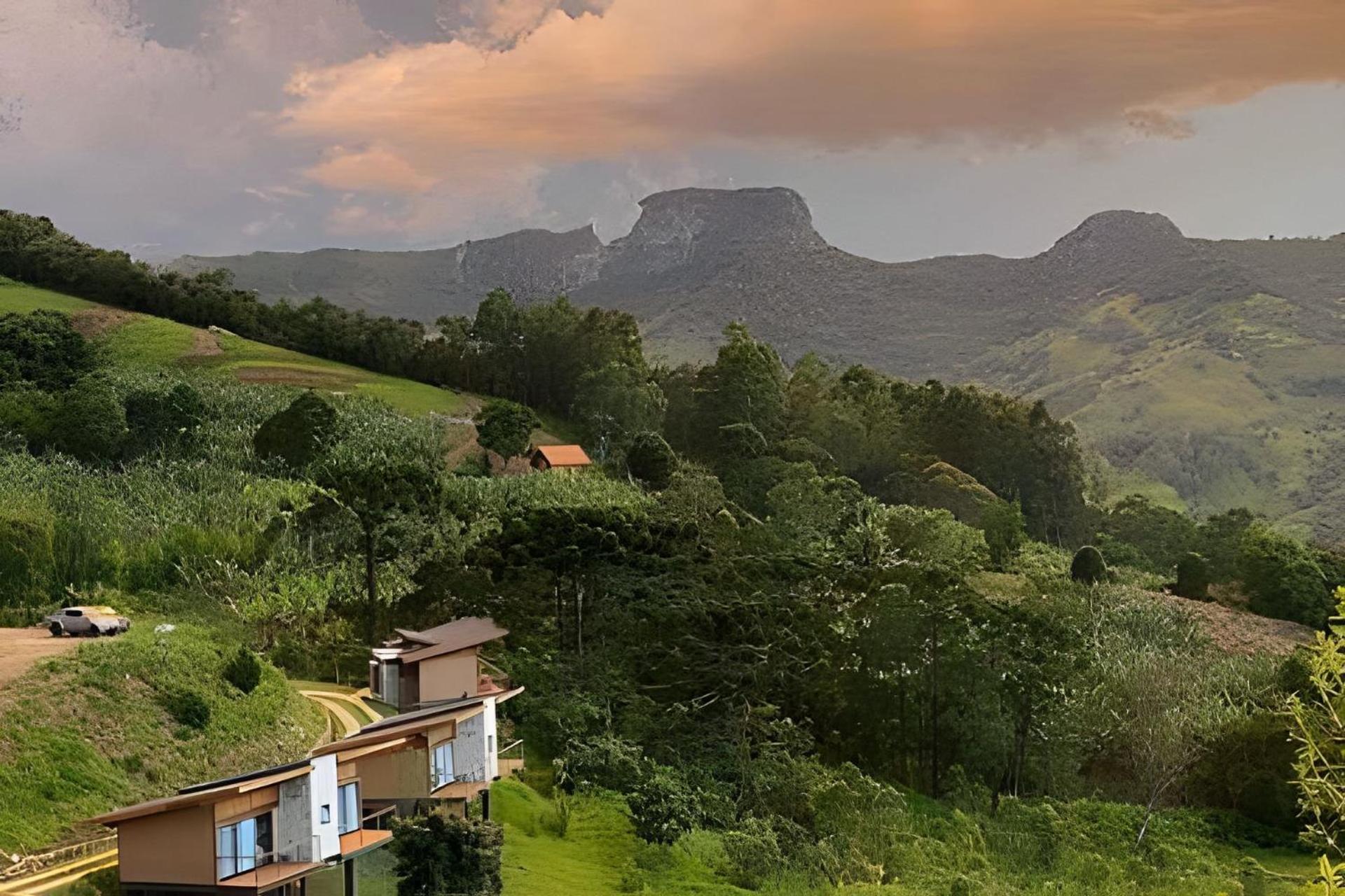 Gorjeios Da Mantiqueira